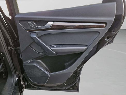 Used 2019 Audi Q5 2.0T Premium image 19