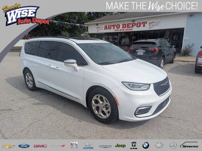 Used 2022 Chrysler Pacifica Limited