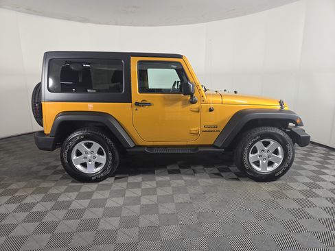 Used 2014 Jeep Wrangler Sport w/ Quick Order Package 24S AWD/4WD image 2