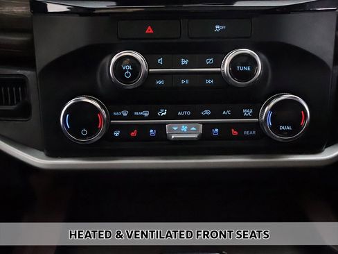 Used 2022 Ford Expedition Limited image 9