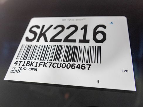 Used 2012 Toyota Camry SE w/ Leather Pkg FWD image 56