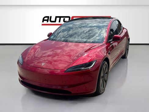 Used 2025 Tesla Model 3 Long Range RWD image 3