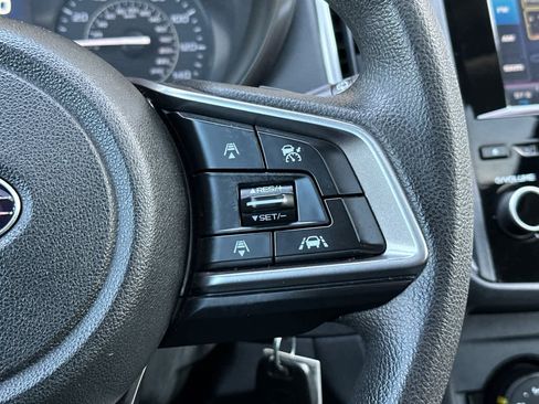 Used 2019 Subaru Impreza 2.0i Premium image 25