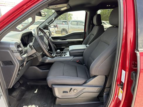 Used 2025 Ford F150 XLT w/ Equipment Group 302A MID AWD/4WD image 17