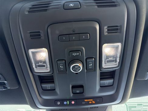 Certified 2022 Cadillac Escalade Sport image 36