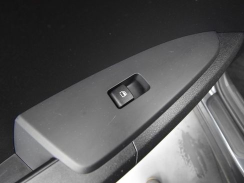 Certified 2023 Kia Sportage LX image 10