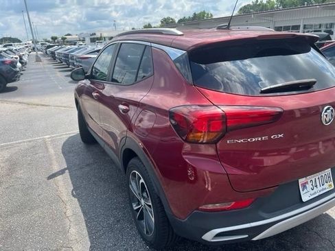 Used 2023 Buick Encore GX Select FWD image 27