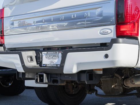 Certified 2022 Ford F450 Platinum w/ FX4 Off-Road Package image 7