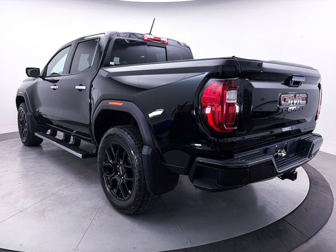 Used 2024 GMC Canyon Denali w/ LPO, Denali Black Edition AWD/4WD image 16