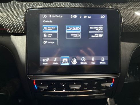 Used 2018 Maserati Quattroporte S Q4 AWD/4WD image 58
