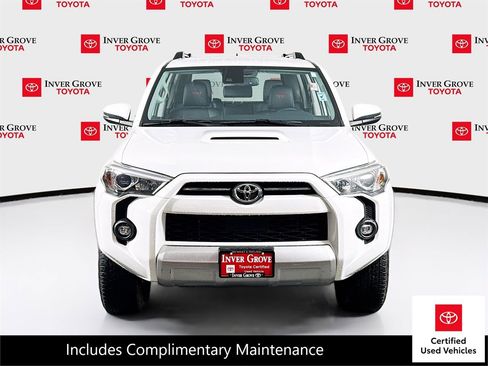 Certified 2024 Toyota 4Runner TRD Off-Road Premium image 2