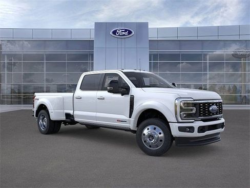 New 2026 Ford F450 Platinum w/ FX4 Off-Road Package image 7