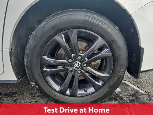 Certified 2024 Toyota Sienna XSE image 39