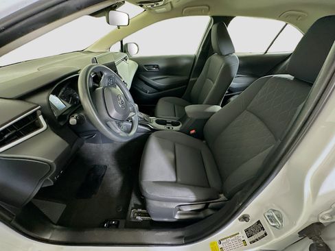 Used 2023 Toyota Corolla LE FWD image 13