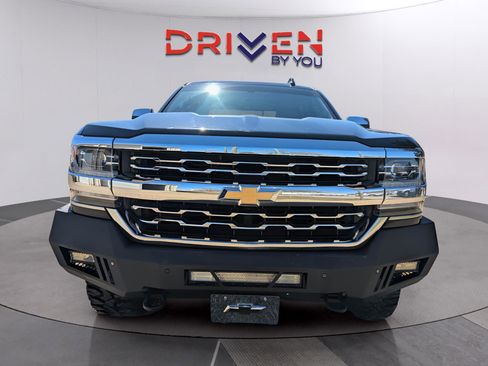 Used 2018 Chevrolet Silverado 1500 LTZ w/ Texas Edition image 5