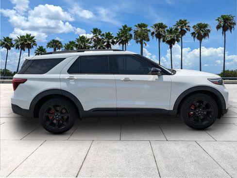 Certified 2021 Ford Explorer ST w/ Equipment Group 401A AWD/4WD image 9
