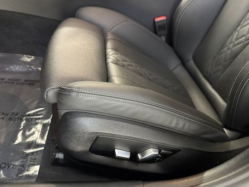 Used 2021 BMW 530i w/ Convenience Package RWD image 14