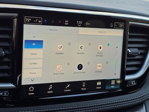 New 2026 Chrysler Pacifica Select FWD image 34