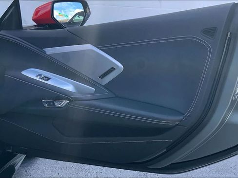 Used 2022 Chevrolet Corvette Stingray Preferred Conv w/ Z51 Performance Package RWD image 27