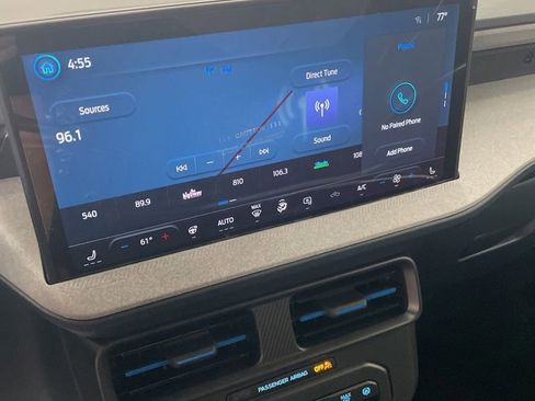 New 2026 Ford Maverick XLT w/ XLT Luxury Package FWD image 14