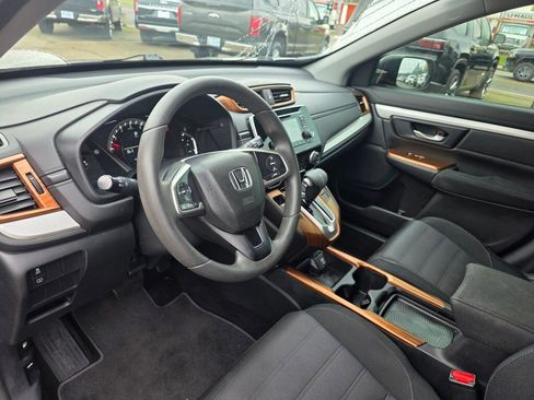 Used 2017 Honda CR-V LX image 9