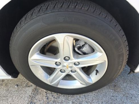 Used 2024 Chevrolet Malibu LS w/ Driver Confidence Package image 9