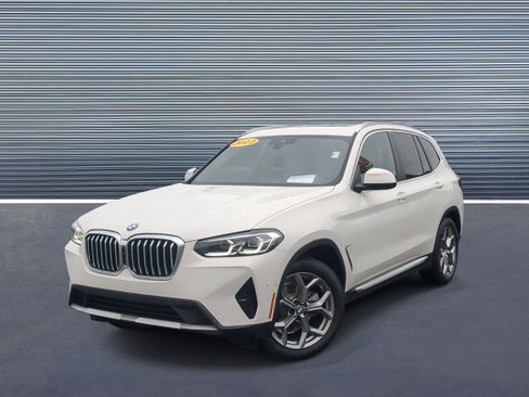 Used 2023 BMW X3 sDrive30i w/ Convenience Package image 1