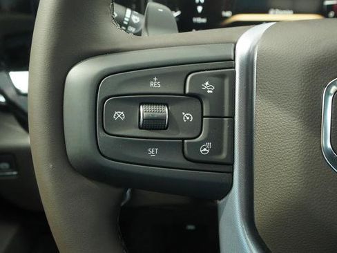 Used 2026 GMC Sierra 1500 SLT w/ SLT Premium Plus Package AWD/4WD image 24