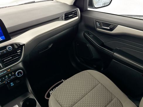 Used 2022 Ford Escape SE AWD/4WD image 35
