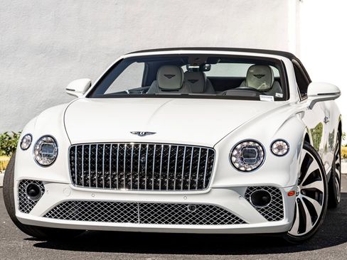 Used 2024 Bentley Continental GT Azure AWD/4WD image 8