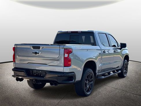 Used 2024 Chevrolet Silverado 1500 LT Trail Boss w/ LT Trail Boss Premium Package AWD/4WD image 2