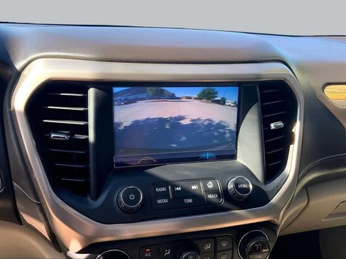 Used 2018 GMC Acadia Denali FWD image 29