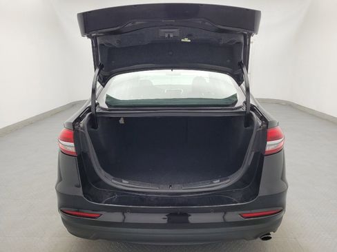 Used 2020 Ford Fusion SE FWD image 29
