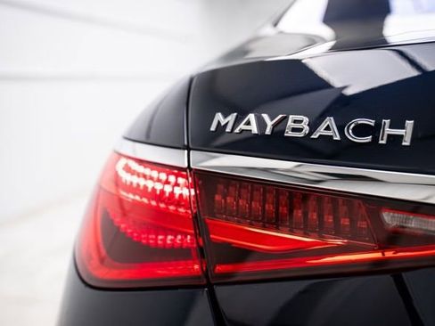 Used 2025 Mercedes-Benz Maybach S 580 4MATIC image 96