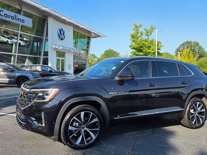 Used 2025 Volkswagen Atlas Cross Sport SEL Premium R-Line