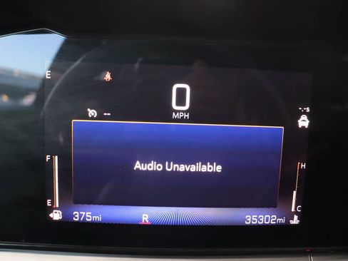 Used 2024 Chevrolet Trax LT w/ Driver Confidence Package FWD image 10