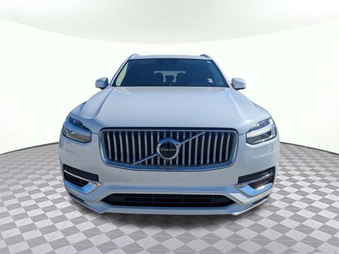 Used 2022 Volvo XC90 T8 Inscription w/ Advanced Package image 8