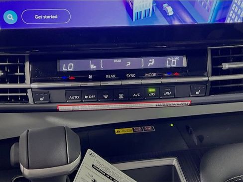 New 2026 Toyota Sienna XLE FWD image 23