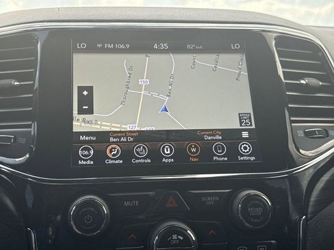 Used 2021 Jeep Grand Cherokee Laredo X AWD/4WD image 30