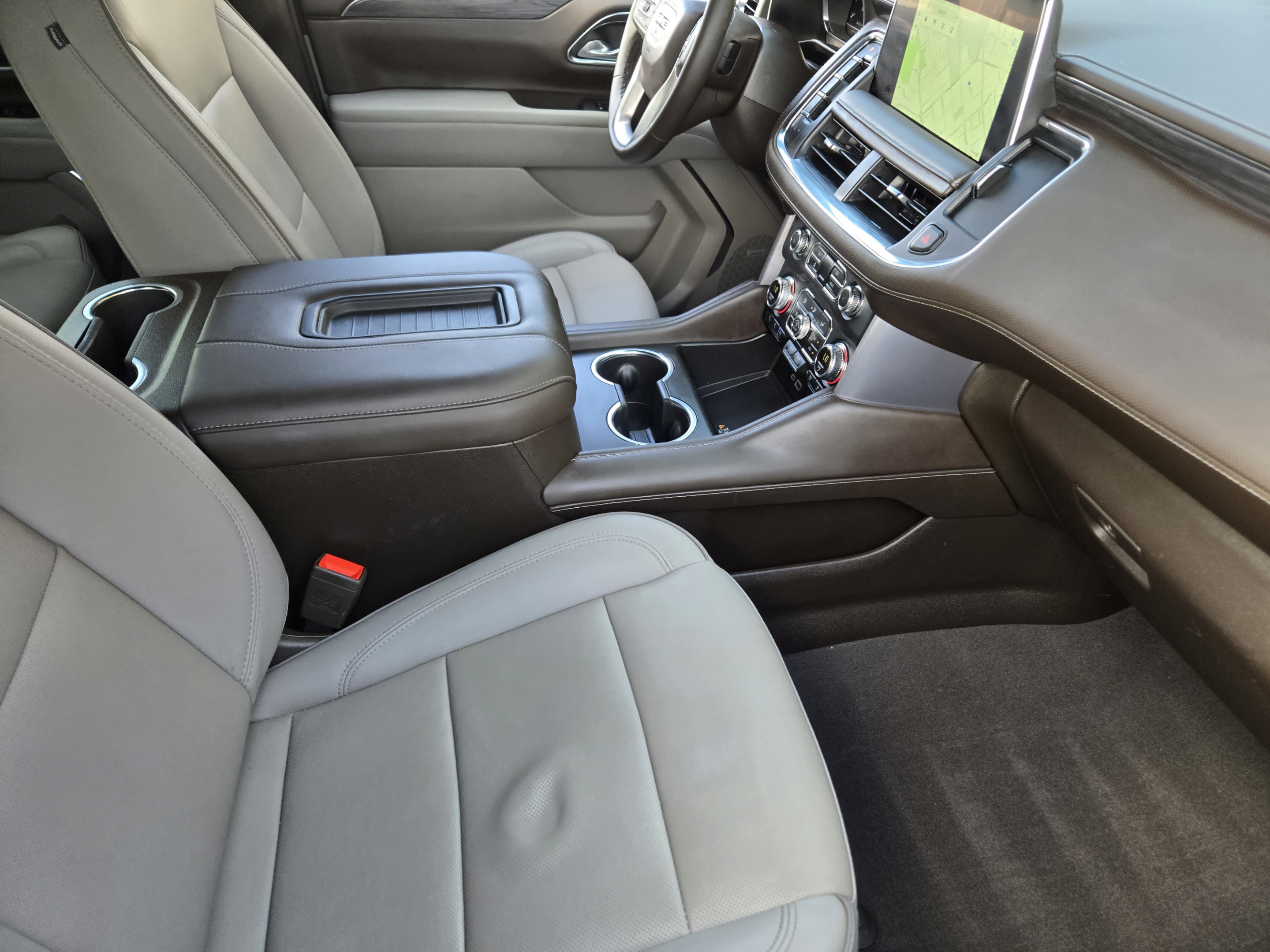 Used 2024 GMC Yukon XL SLT w/ SLT Premium Package AWD/4WD image 20