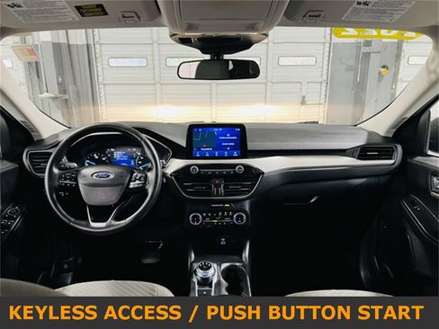 Used 2022 Ford Escape SE w/ Convenience Package image 4