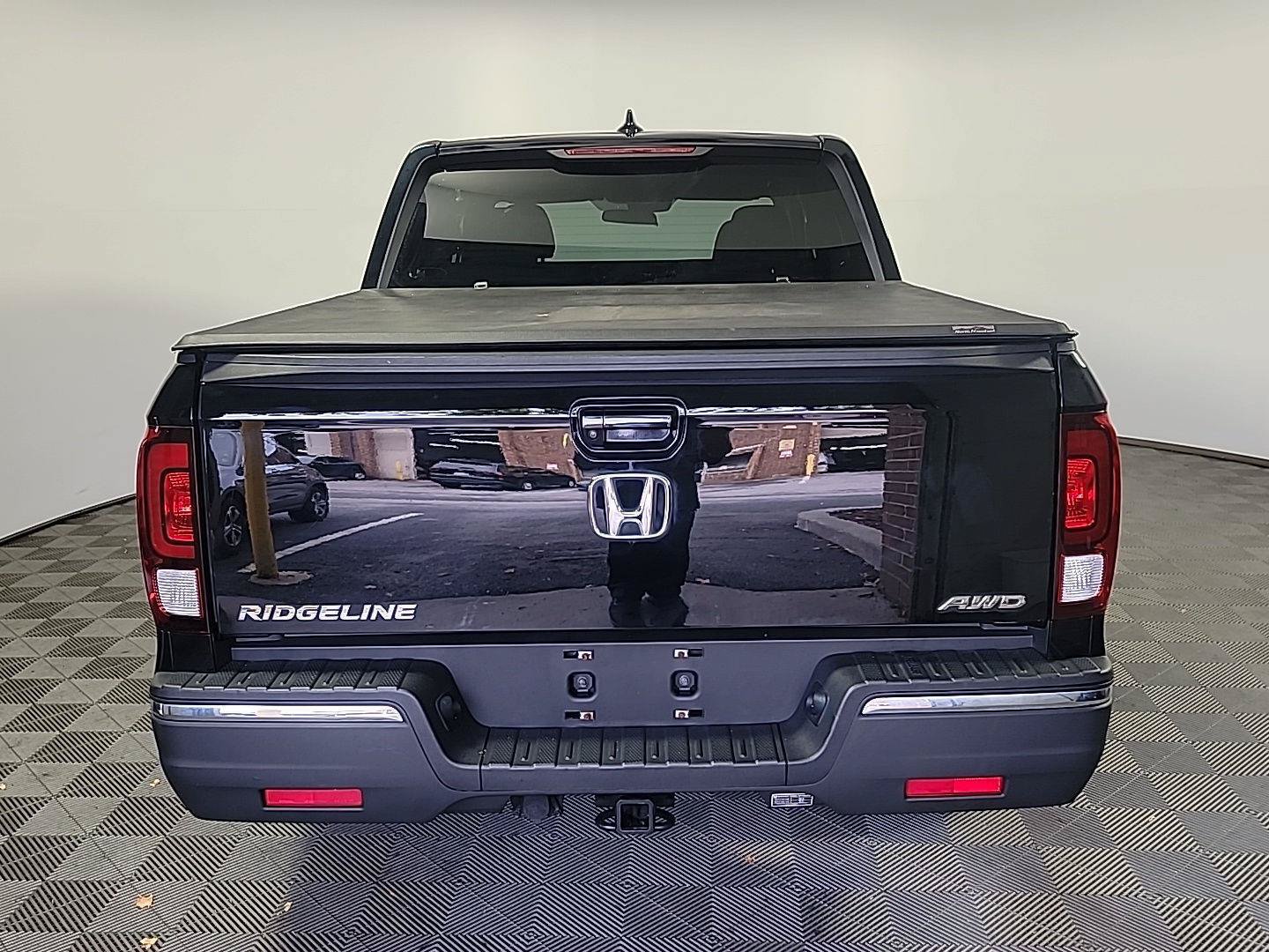 Certified 2020 Honda Ridgeline Sport image 4