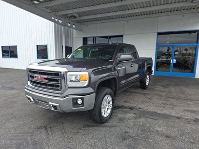 Used 2015 GMC Sierra 1500 SLE w/ SLE Value Package