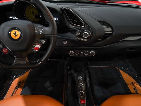 Used 2017 Ferrari 488 Spider RWD image 12