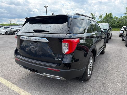 Used 2023 Ford Explorer XLT w/ Equipment Group 202A AWD/4WD image 7