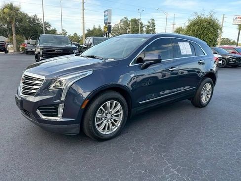 Used 2018 Cadillac XT5 Luxury FWD image 3