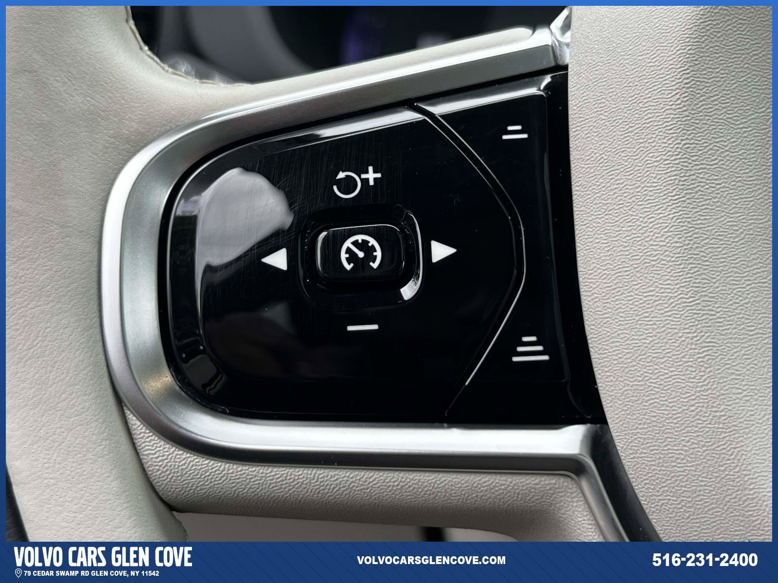 Used 2025 Volvo XC60 T8 Plus w/ Climate Package AWD/4WD image 22