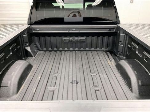 Used 2026 GMC Sierra 2500 AT4X AWD/4WD image 34