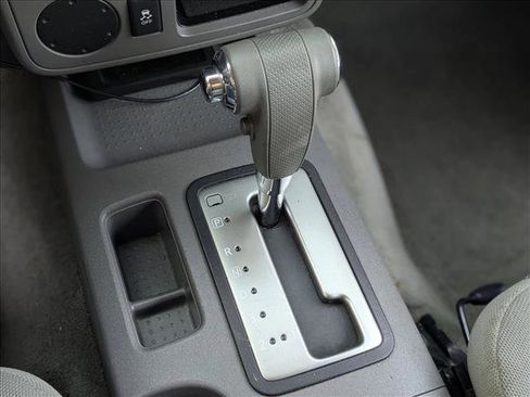 Used 2016 Nissan Frontier SV image 12