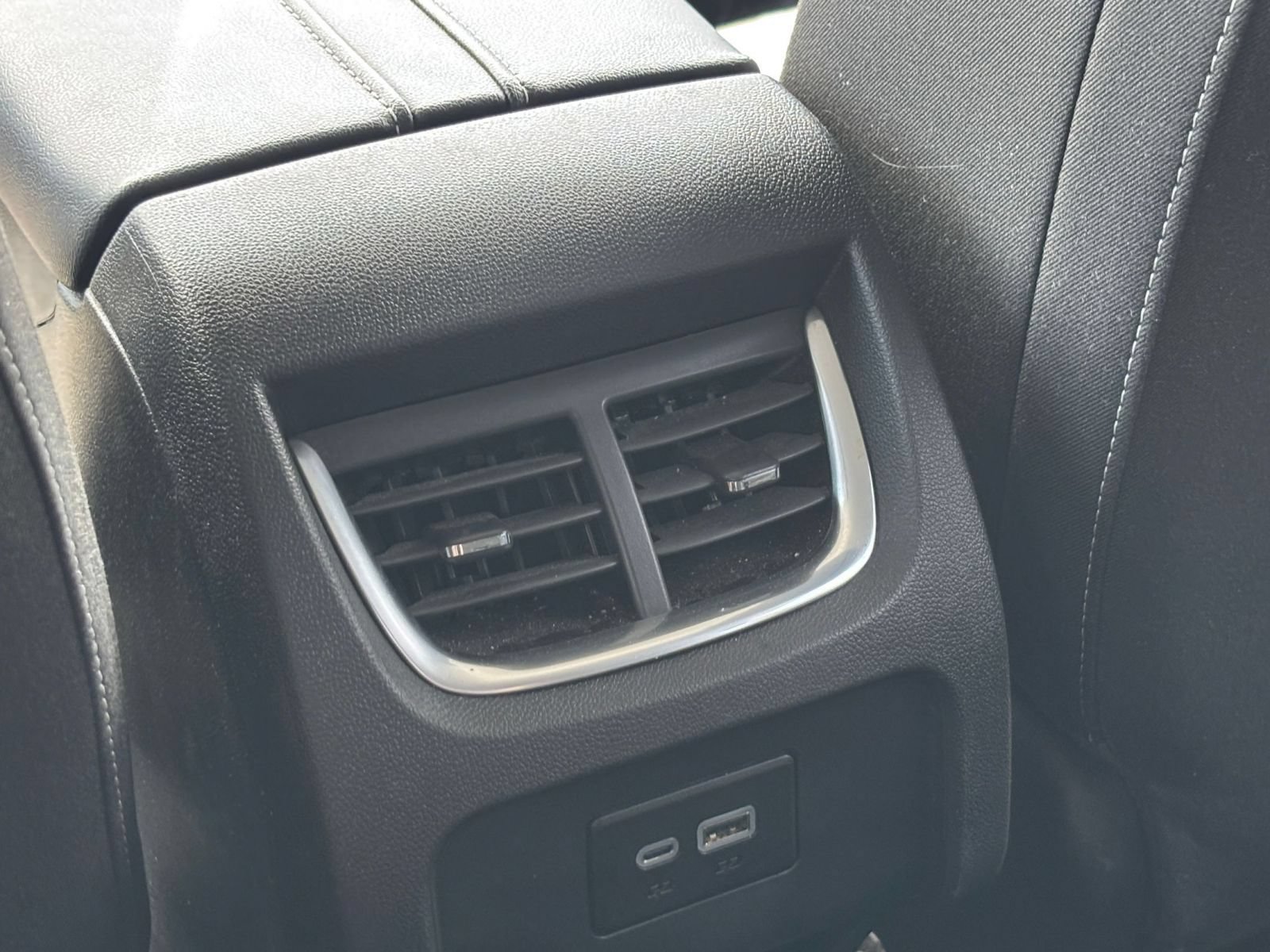 Used 2025 Chevrolet Blazer LT FWD image 22
